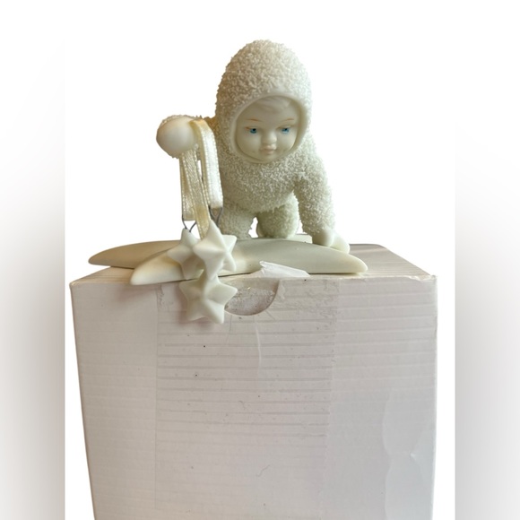 Vintage retired Snowbabies ornament “Sprinkling Stars In The Sky” - Picture 2 of 8